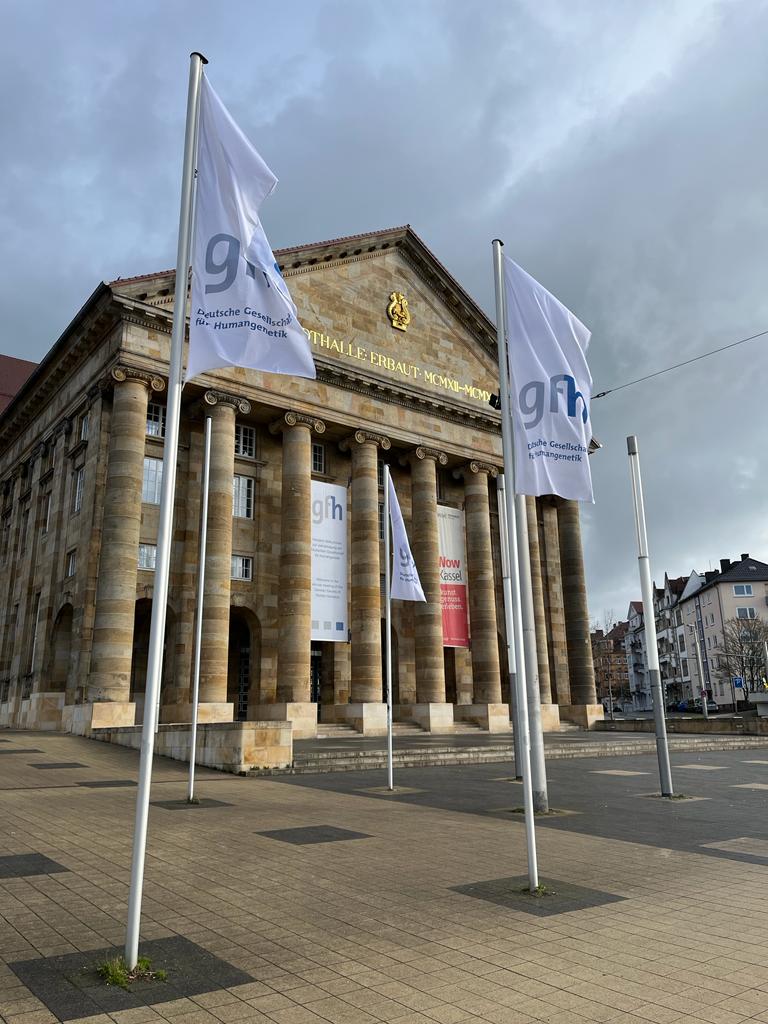 In few hours the 34th Annnual meeting of the German Society of Human Genetics will start in @StadtKassel. As the president of this meeting, I welcome you all. Looking forward to exciting talks and great science! #gfh2023. @UKKoeln @UniCologne