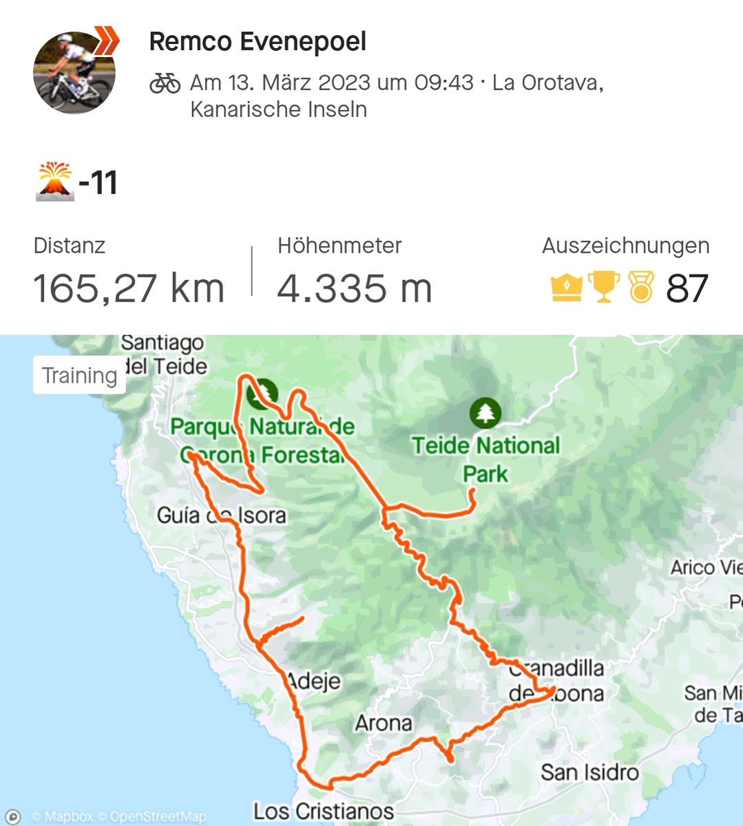 LeXXiAlexx's tweet photo. @ammattipyoraily This climb goes from ~500m to ~1000m. But Remco did this segment before he crashed Teide KOM during a 6hrs ride. https://t.co/WnPQMA63nU