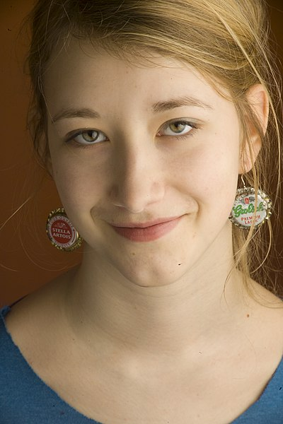 Hommage à Anna Campbell (Hêlîn Qereçox), militante féministe britannique tuée par 1 bombardement turc le 15 mars 2018 dans le canton kurde d'Afrin, au Rojava

La Turquie refuse de rendre ses restes à sa famille

#JinJiyanAzadi