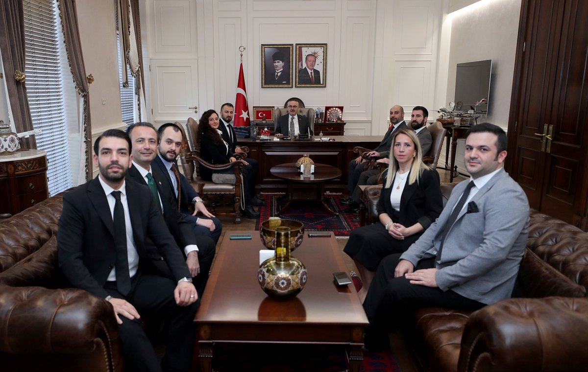 T.C. İzmir Valiliği on Twitter "Valimiz Sayın yskosger; Türkiye Genç İş İnsanları Derneği