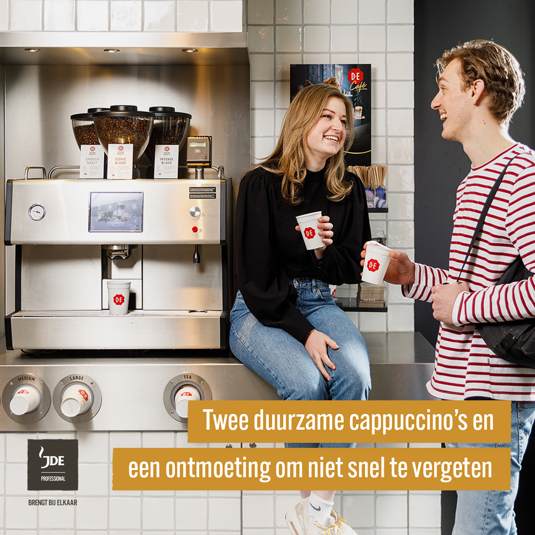 jdepnl's tweet photo. Een goed gevulde koffiecorner op kantoor brengt heel wat voordelen met zich mee. Vooral, wanneer je deze in kunt zetten als een populaire ontmoetingsplaats. Hoe je dat precies doet, lees je hier: https://t.co/RHmy3w0Xfj

#BrengtBijElkaar #zakelijkekoffiecorner #lekkerekoffie https://t.co/8SPWPj15ul