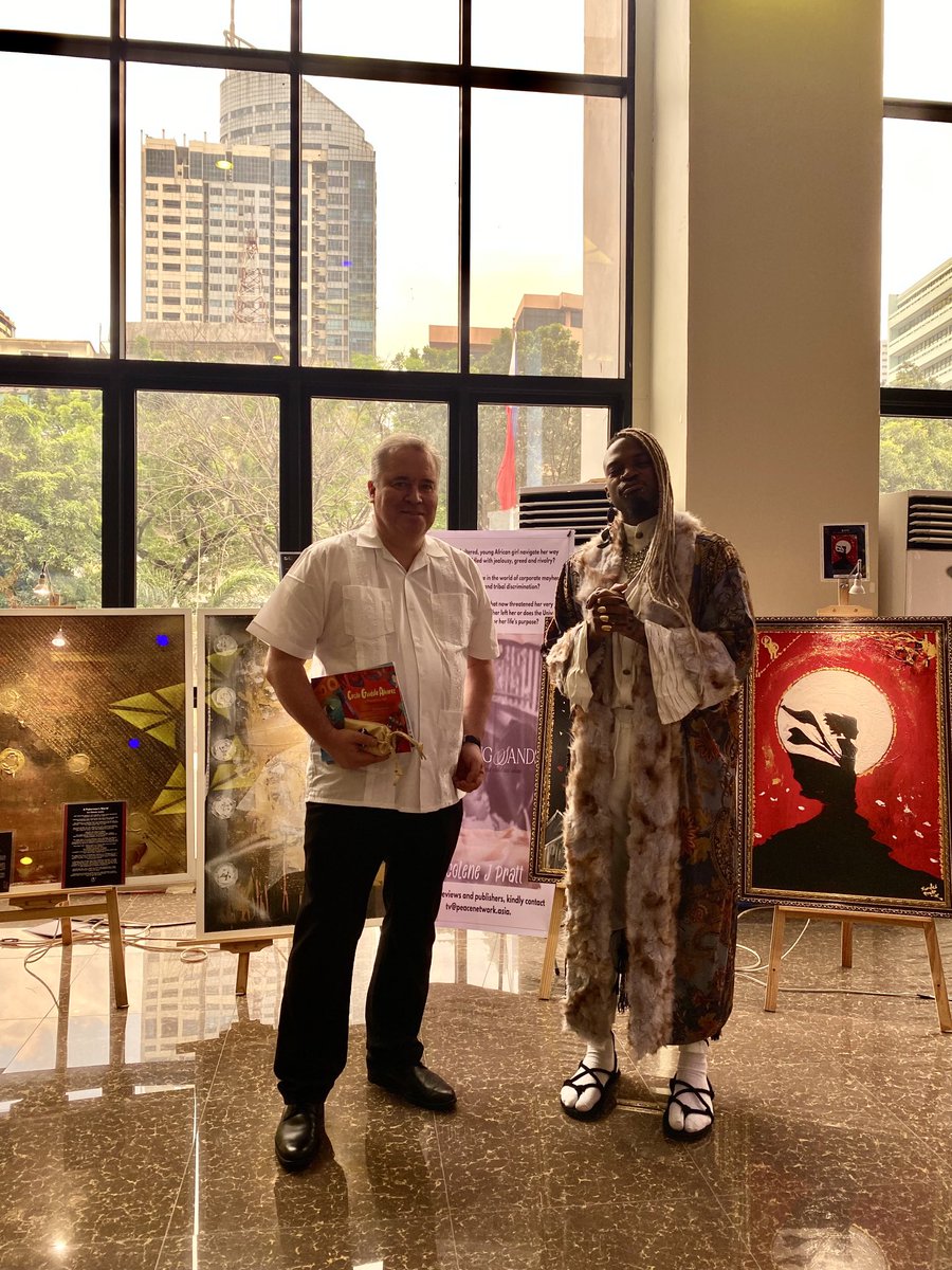 ThMeyererUNICEF's tweet photo. With Artists for SGDs at the ResiliArt exhibit at the National Library in Manila. https://t.co/6V0VKxvERJ