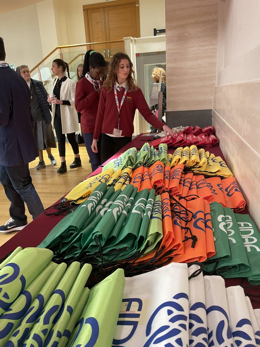 fonsi1x2's tweet photo. Last moments to start the ME of @CreaSTEAM_proj @creasteam at Italian Parlament @fidaeNazionale @LaSalleBCN https://t.co/au0bAFBZJc