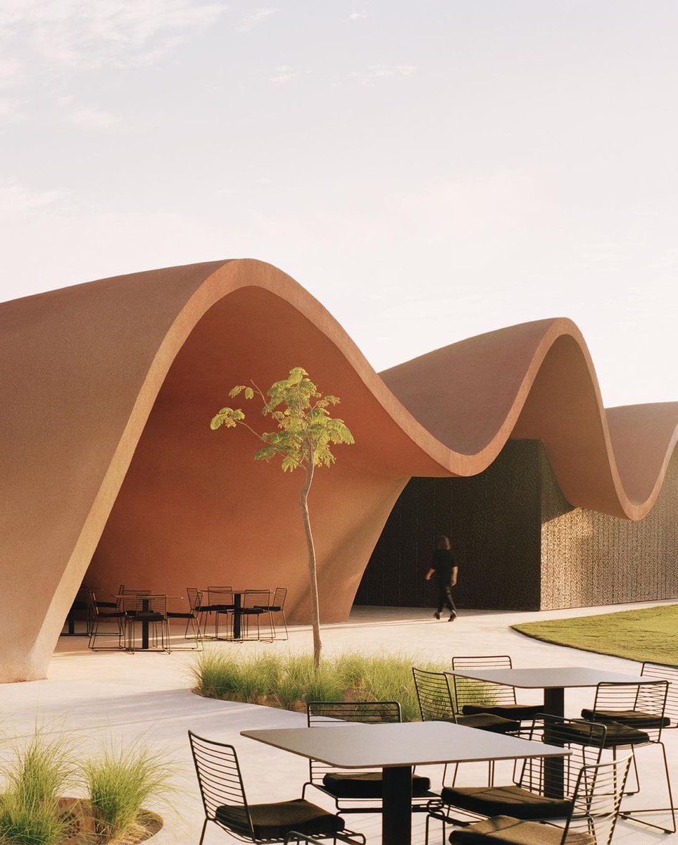 Architecture Hunter tweet media