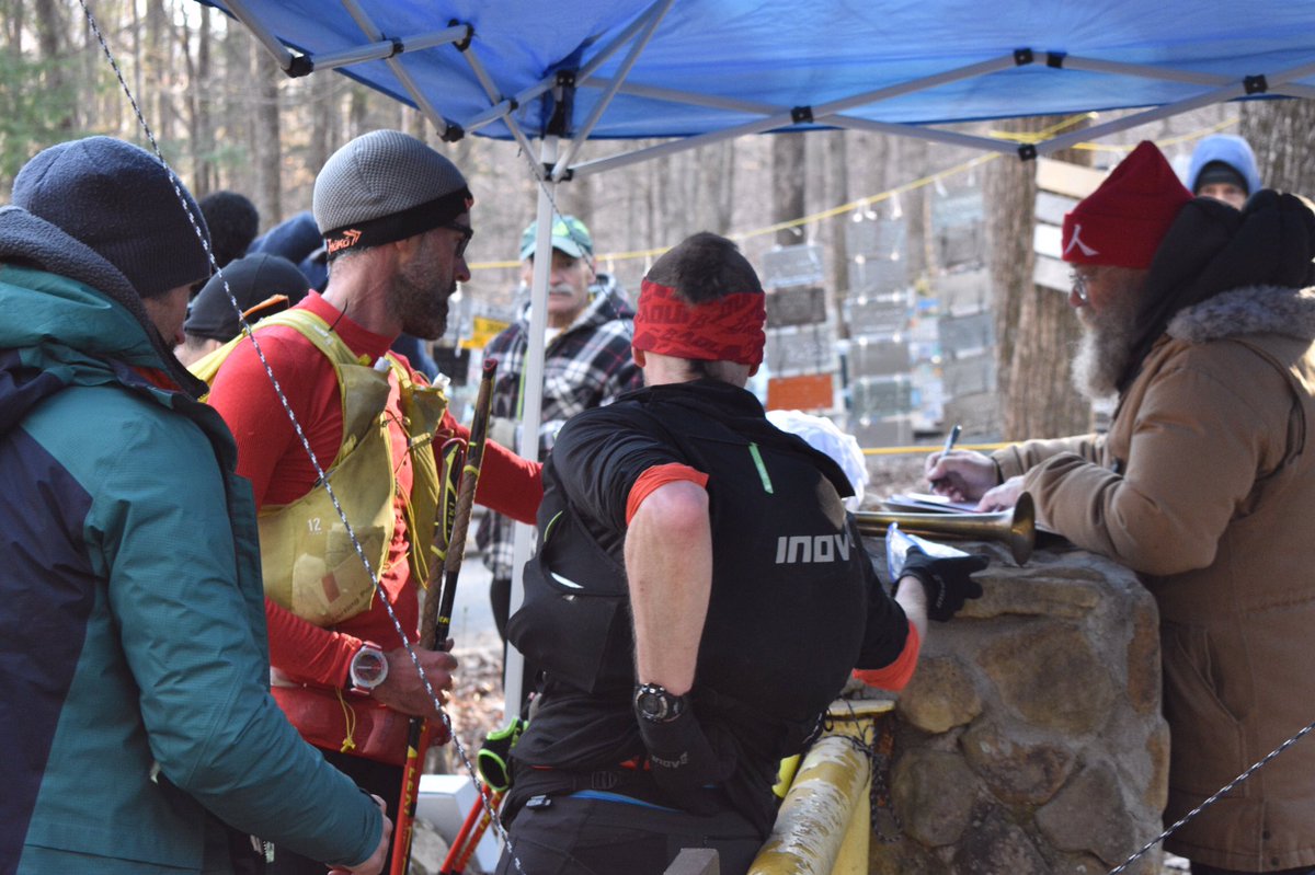 TerritorioTrail's tweet photo. #BM100 | El español Albert Herrero comletó el “loop” 1 con el grupo de cabeza en unas 8h18’. Ha salido el primero hacia la segunda vuelta pero esperando a ser alcanzado por John Kelly. Viene feliz y  se siente muy bien. https://t.co/25SYh8WxLQ
