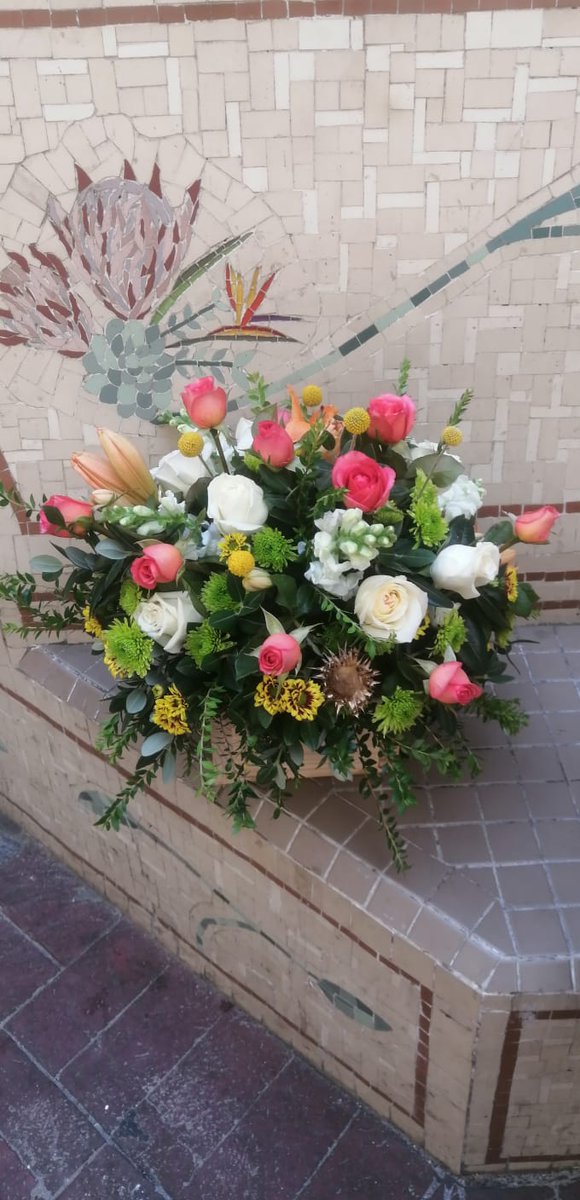 FlowerS1sters's tweet photo. When last have you sent your Wife or Girlfriend flowers
💐🌹💋❤️😍😘.
Spread your love everyday not only on special ocassions.
Whatsapp Alison 0825465779 to place your order. We also deliver.

#love #partner #girlfriend #wife #flowers #floralgift #deliverycapetown #tweet https://t.co/3Z8axFSiXI
