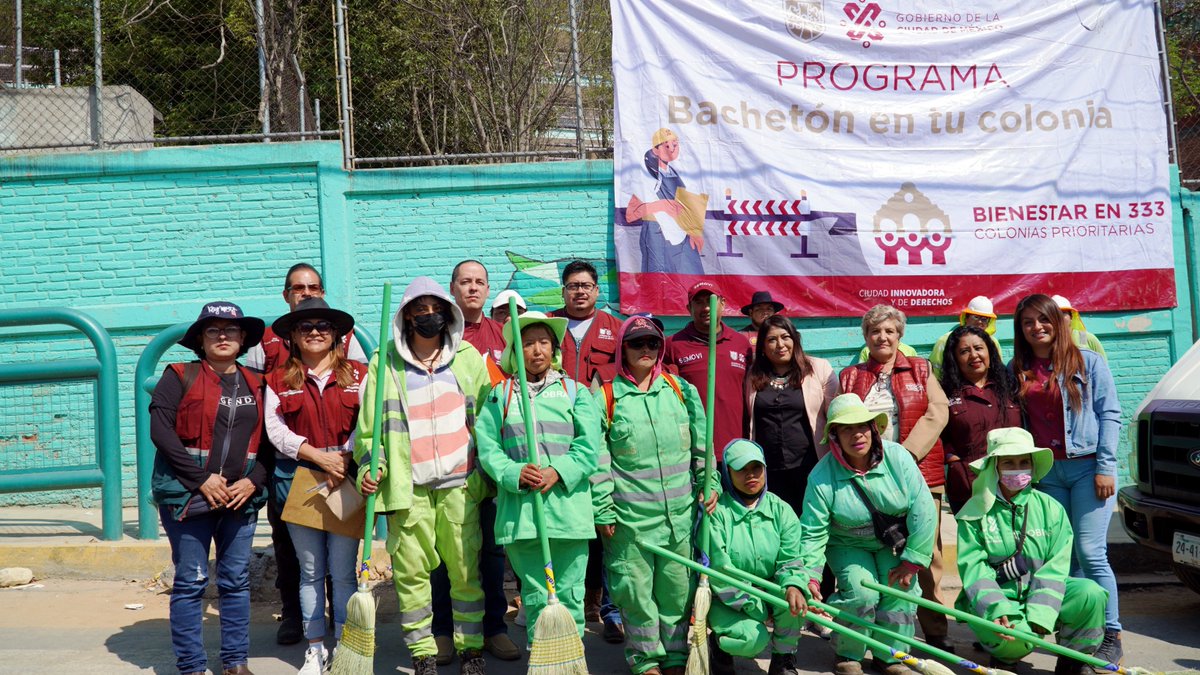 ChristianV_S's tweet photo. En la col. Luis Donaldo Colosio, hoy dio inicio #BienestarEnTuColonia la intervención integral de las 333 colonias, barrios y pueblos de alta prioridad en la ciudad de México, sumando esfuerzos @GobCDMX  y @TuAlcaldiaGAM para mejorar #Bienestar de los maderenses.
@CDMX_SIBISO https://t.co/9nrn5EDgrb