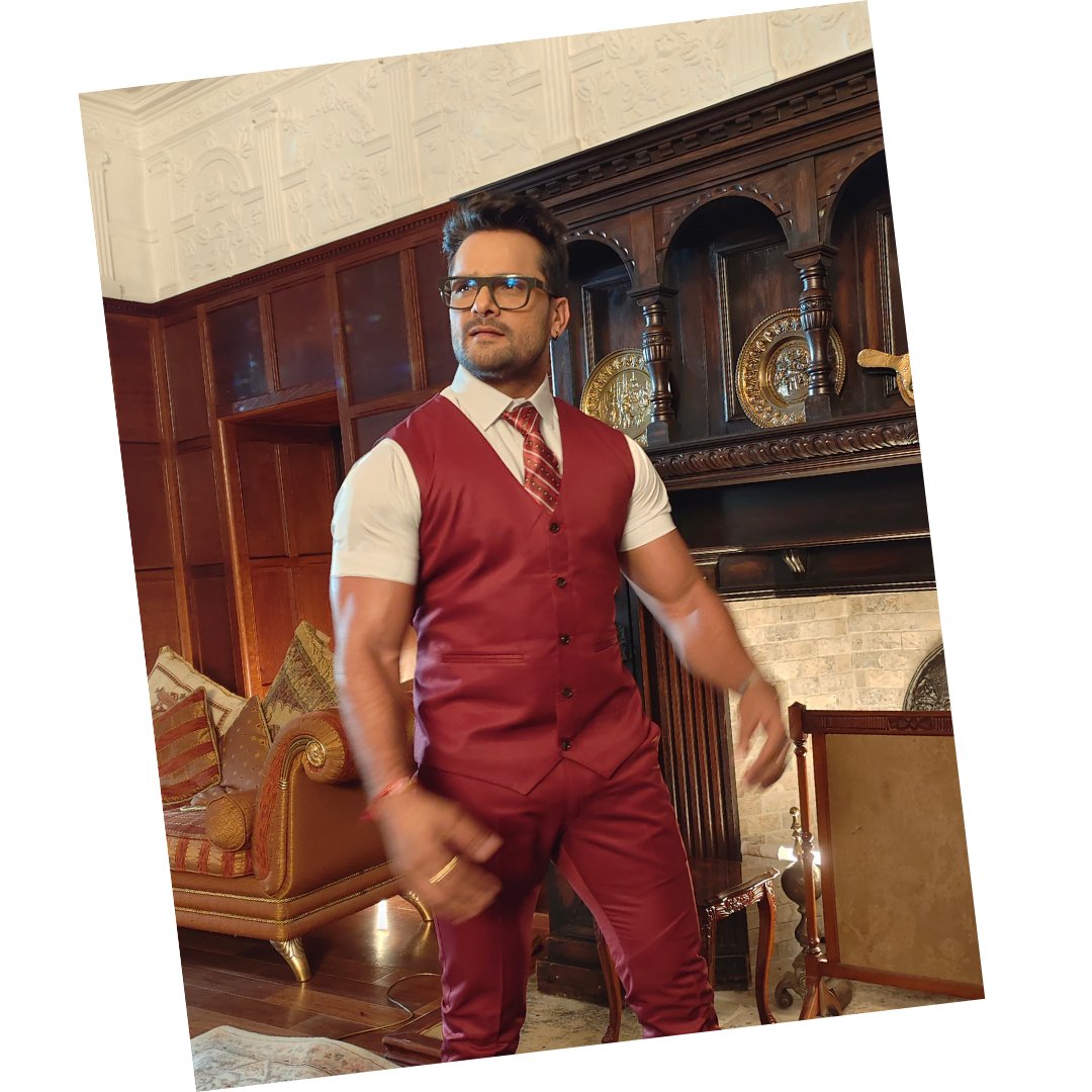 KimarRanjeet's tweet image. भोजपुरी के बादशाह खेसारी लाल यादव जी को जन्मदिन की ढेर सारी शुभकामनाएं ऐसही भोजपुरी को आगे बढ़ते रहे।।@khesariLY