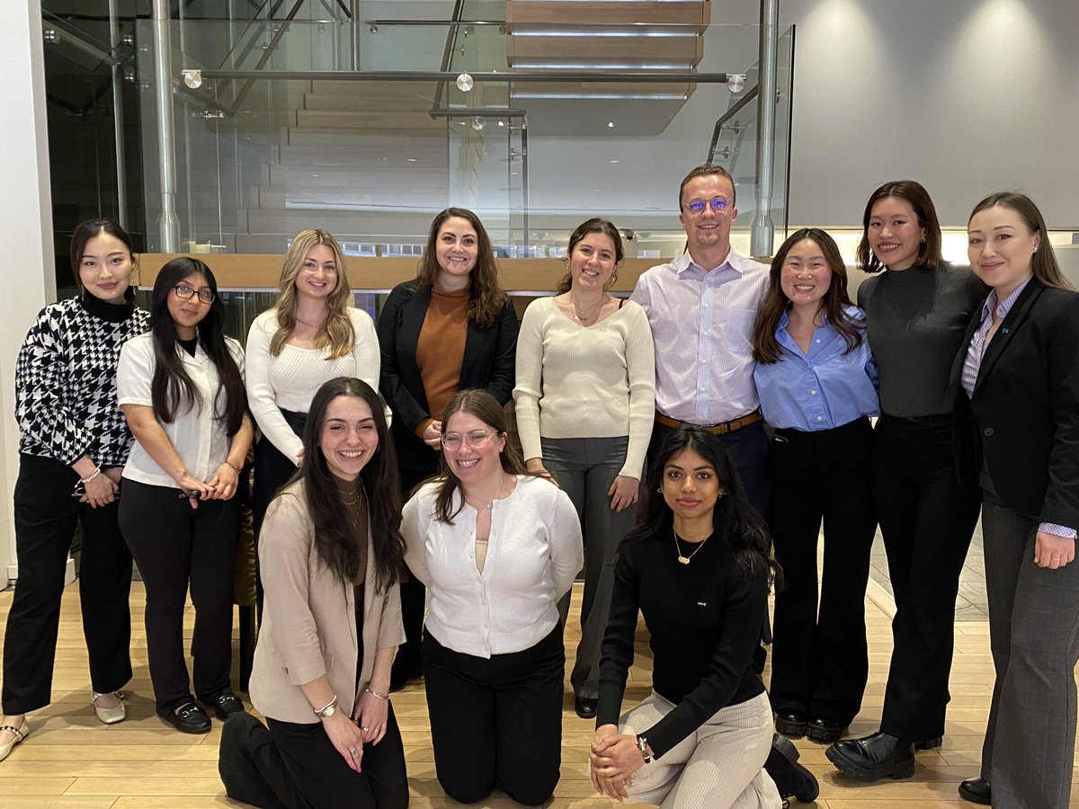 PRLab_BU's tweet image. During spring break, selected @comatbu PR students were gaining industry insight for PRLab’s annual NYC tour.

Students connected with agencies @GolinNYC, dna communications, @WeberShandwick, @ProsekPR, @5W_PR, and @BCWGlobal. #networking #publicrelations #careerdevelopment