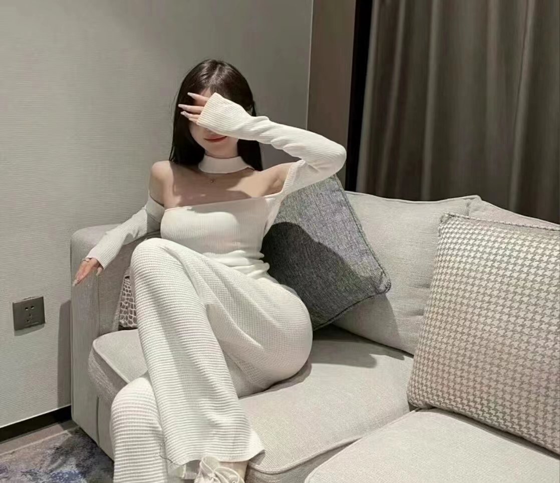 Sister waiting for brother to play! #盐城