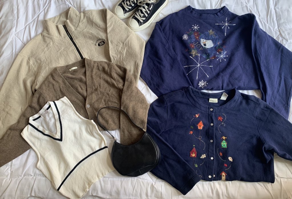 mewwstore's tweet photo. ✿🧺 แบ่งปันเสื้อผ้า มีงานเยอะกว่าในรูปน้า เซ็ต  สเวตเตอร์ กระโปรง งานผ้าเกาหลี🦙

🚛 𝚂𝚑𝚒𝚙𝚙𝚒𝚗𝚐  𝟹𝟻+𝟻 [  รี+ฟอล ลด 𝟻-.❕]

#โล๊ะตู้เสื้อผ้า #โล๊ะตู้   #เสื้อผ้ามือสองสภาพดี #เสื้อผ้ามือสอง  #ส่งต่อเสื้อผ้า #ส่งต่อเสื้อผ้ามือ2 #เสื้อผ้ามือ2 #ส่งต่อ��สื้อผ้ามือสอง https://t.co/1vPLfSk5n8