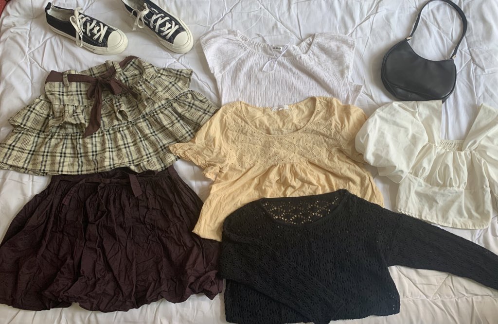 mewwstore's tweet photo. ✿🧺 แบ่งปันเสื้อผ้า มีงานเยอะกว่าในรูปน้า เซ็ต  สเวตเตอร์ กระโปรง งานผ้าเกาหลี🦙

🚛 𝚂𝚑𝚒𝚙𝚙𝚒𝚗𝚐  𝟹𝟻+𝟻 [  รี+ฟอล ลด 𝟻-.❕]

#โล๊ะตู้เสื้อผ้า #โล๊ะตู้   #เสื้อผ้ามือสองสภาพดี #เสื้อผ้ามือสอง  #ส่งต่อเสื้อผ้า #ส่งต่อเสื้อผ้ามือ2 #เสื้อผ้ามือ2 #ส่งต่อ��สื้อผ้ามือสอง https://t.co/1vPLfSk5n8