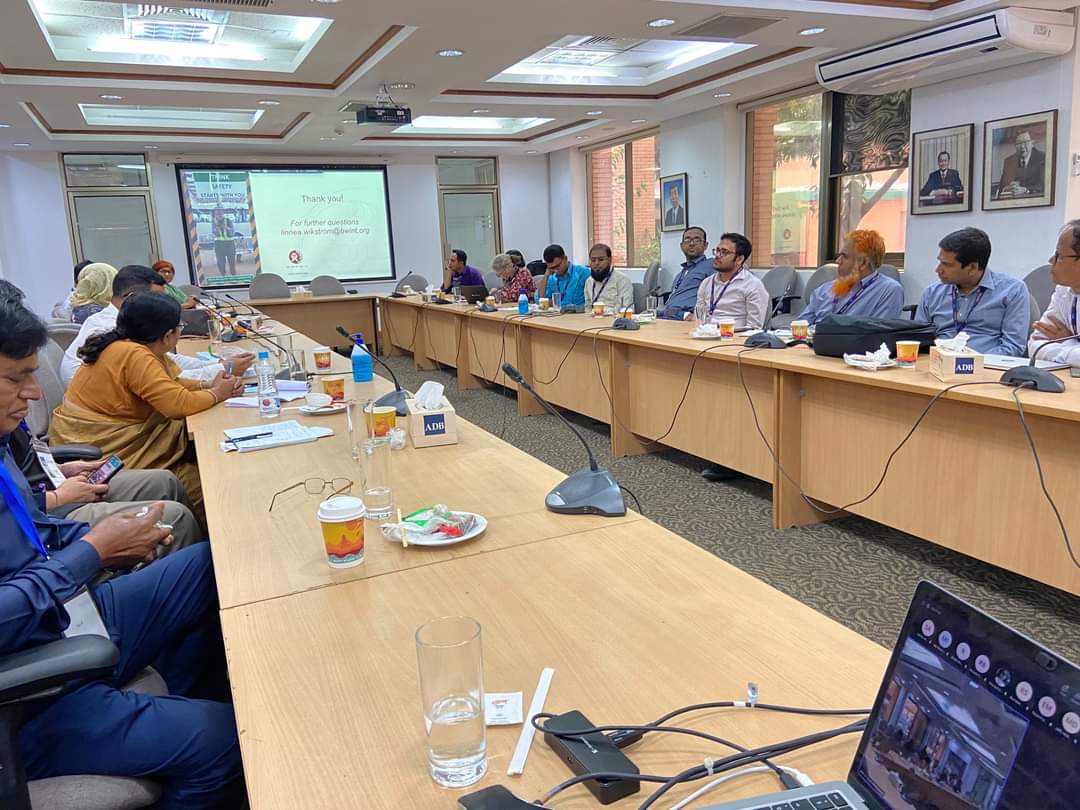 To ensure labour rights, BWI held joint inspections with the Asian Development Bank (ADB) covering 4 sites in Bangladesh's Rupsha 800-Megawatt Combined Cycle Power Plant Project &amp; Dhaka and Western Zone Transmission Grid Expansion Project. 

Read more. ⬇️
bwint.org/cms/bangladesh…?