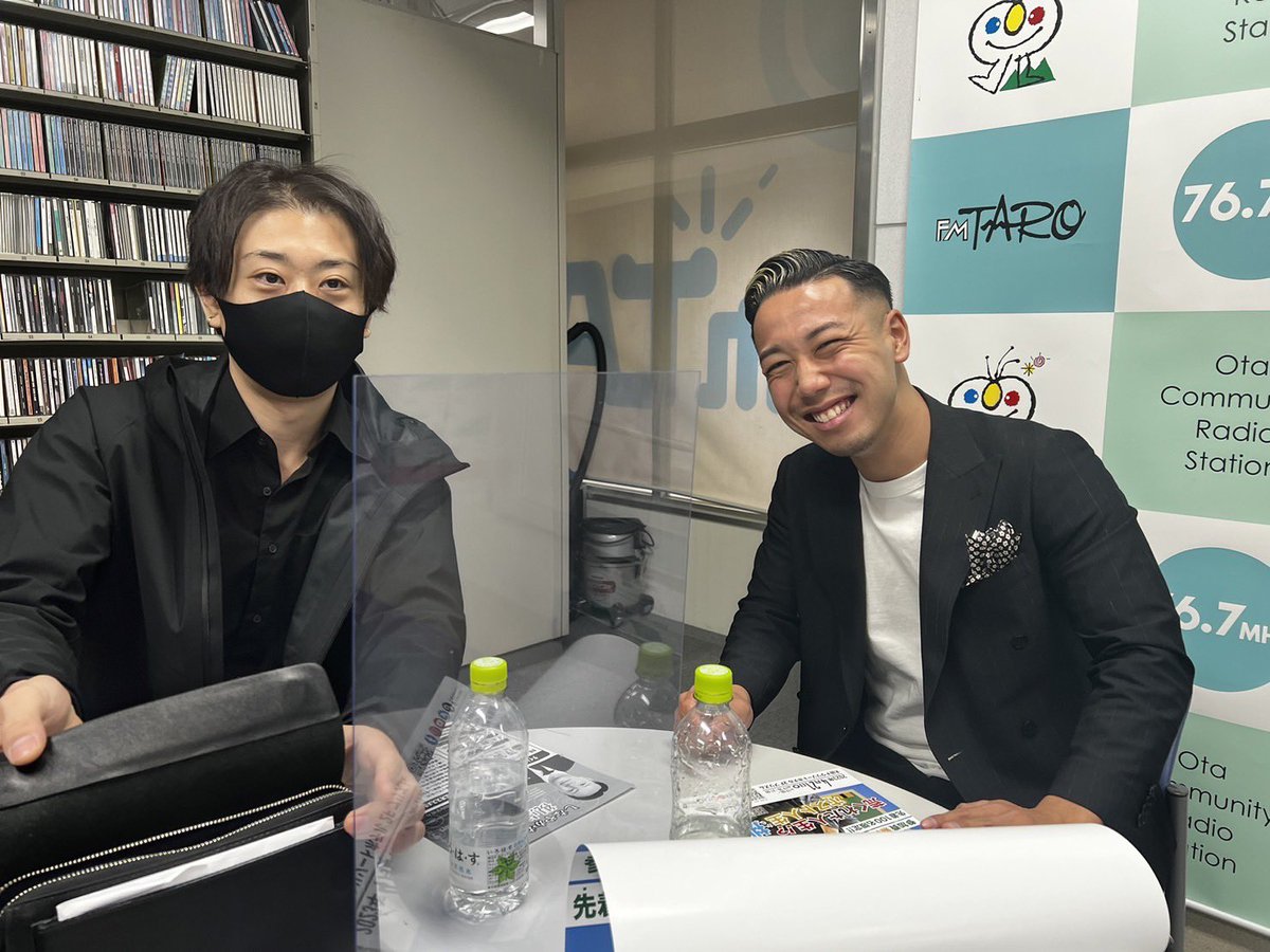 1rensama's tweet photo. ラジオ番組の生放送に！
#ラジオ #エフエム太郎 #renさま #太田市 https://t.co/5gU5IGm1FK