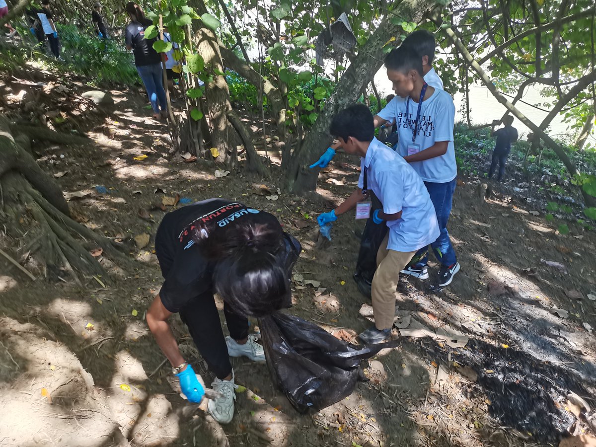 opportunity2_0's tweet photo. π More Dabawenyo and Bol-anon youth participated in volunteering activities last week. Thanks for making this possible, @DepEd_PH #AlternativeLearningSystem and @tesdaofficial! https://t.co/qYe6VEQsyr