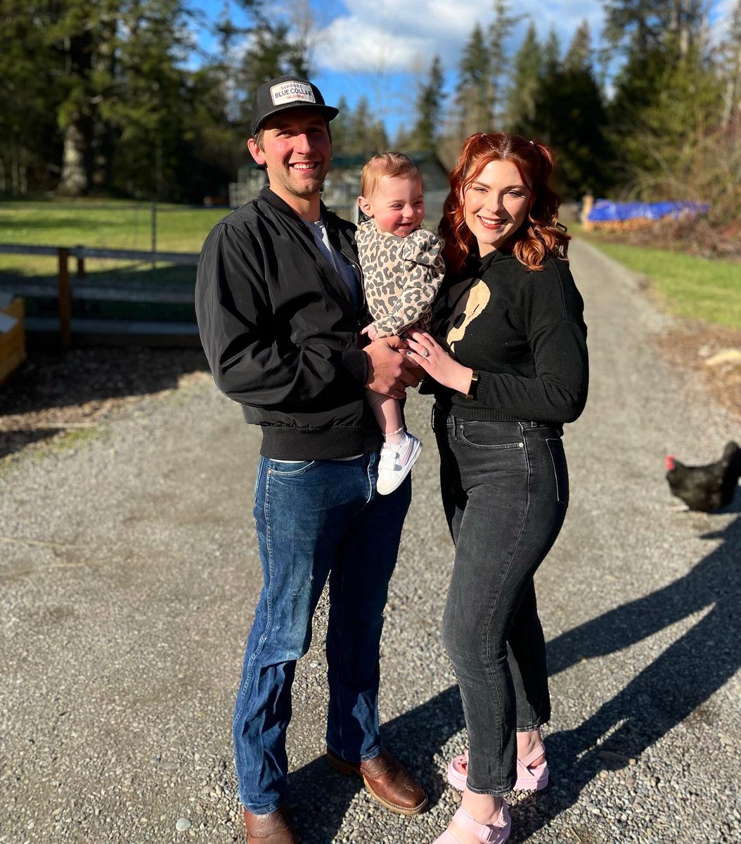 30, flirty and tired… oops, I mean ✨thriving✨