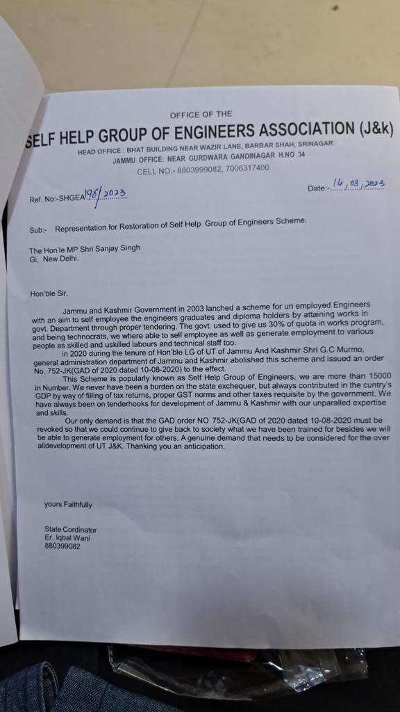 IqbalSideeq's tweet photo. @SanjayAzadSln Thank you sir for raising genuine issue of unemployed youth. Hope Sir you will also highlight the injustice done with #unemployedengineers  #SelfHelpEngineers JK&amp;Ladakh. No to #AptechBlacklisted agency Justice with #SHGE https://t.co/cnOgZQV5ef