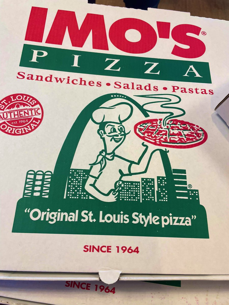akgonzal327's tweet photo. Celebrating #StLouis #314day wirh my first ever @imospizza plus added bonus of two faves #gooeybuttercake and #fitzs https://t.co/e1sjnUnYWw
