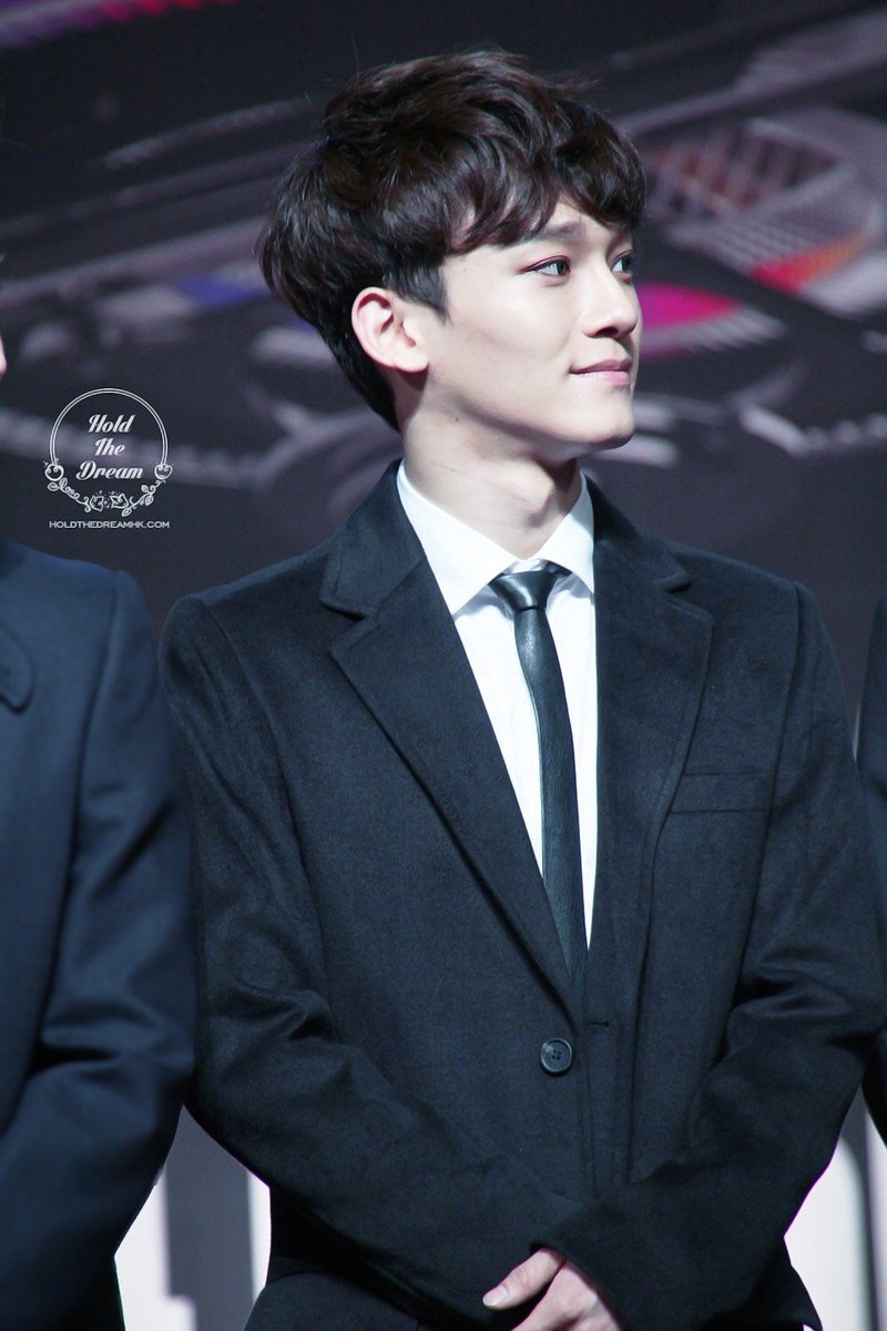 hourlychen's tweet photo. ꔚ #CHEN #첸 #JONGDAE #김종대 https://t.co/NVA3m0jd7e