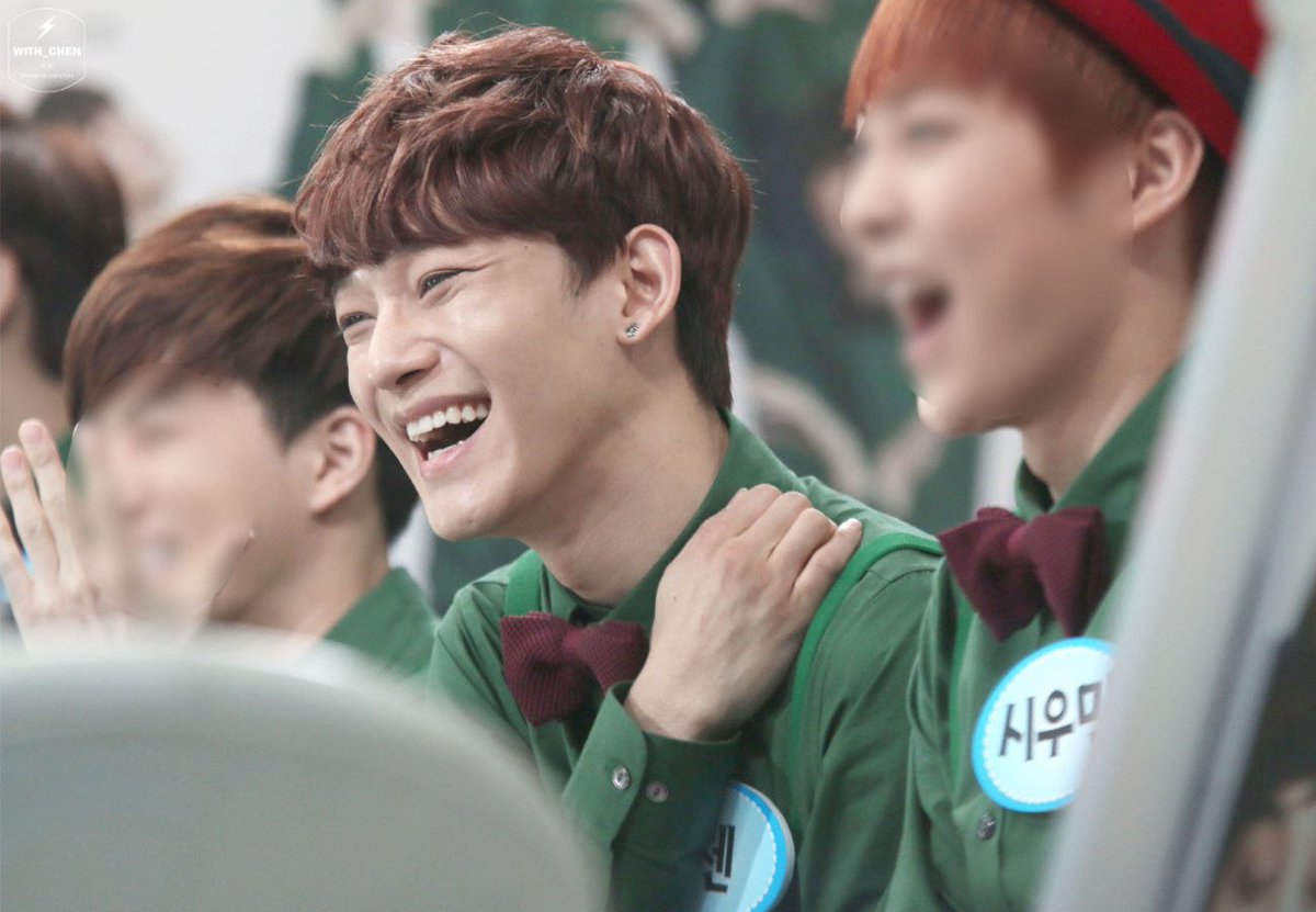 hourlychen's tweet photo. ꔚ #CHEN #첸 #JONGDAE #김종대 https://t.co/r59ZsG1zrm