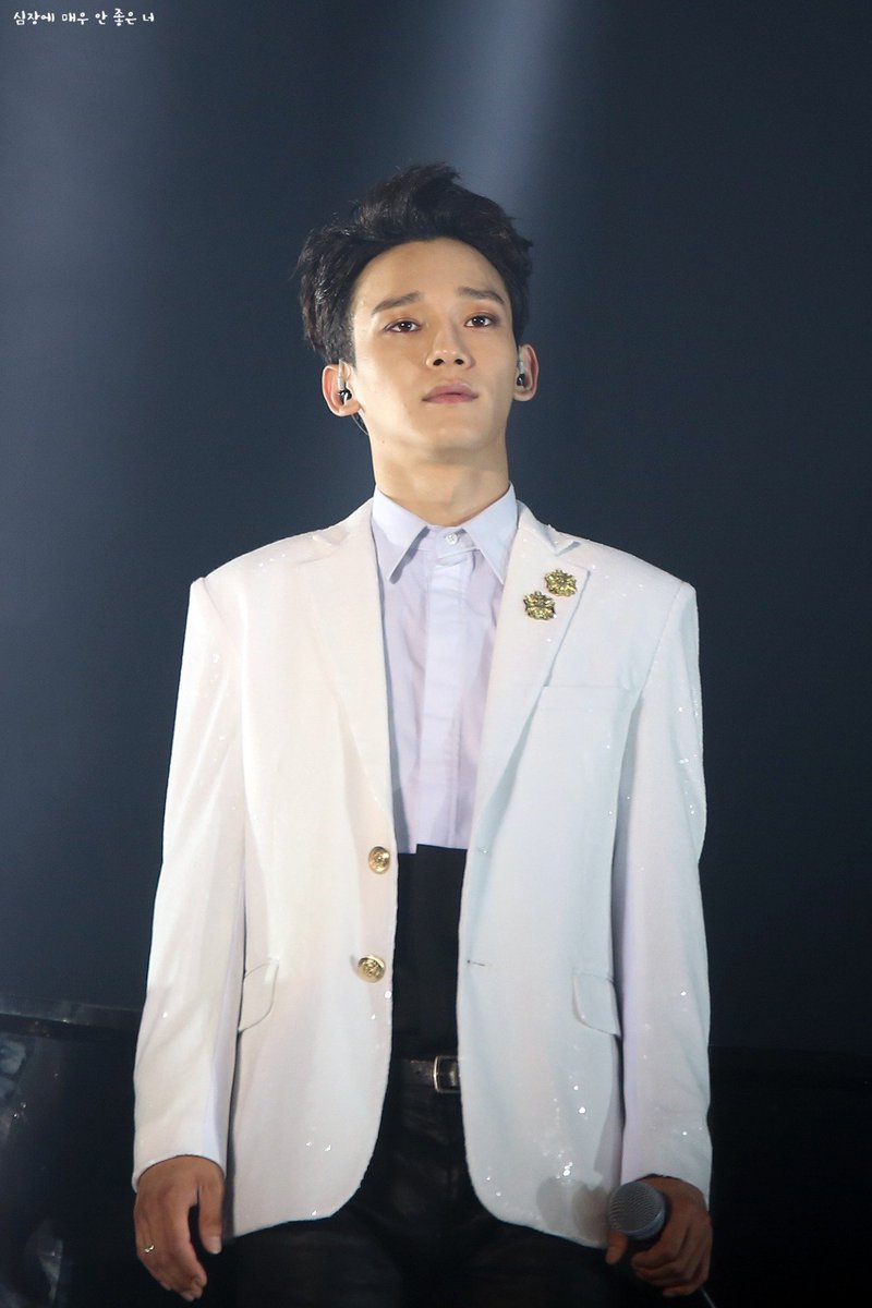 hourlychen's tweet photo. ꔚ #CHEN #첸 #JONGDAE #김종대 https://t.co/KZxk8San1f