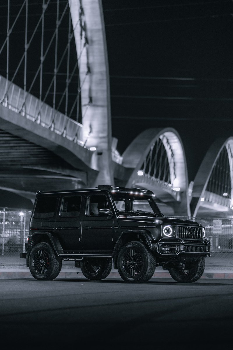 realwiresonly's tweet photo. Triple Black 4x4 #wiresonly https://t.co/WjXf0EyNll