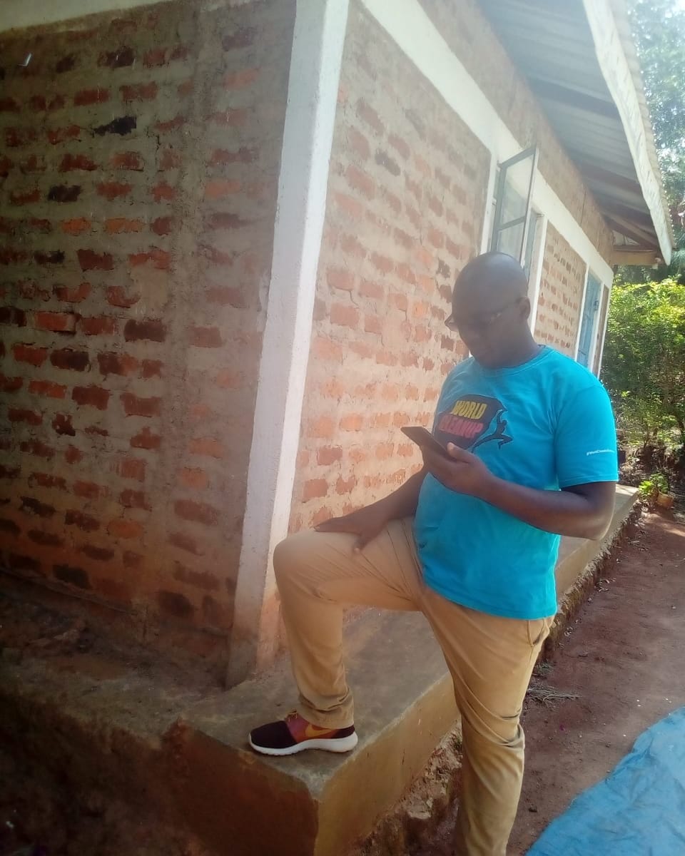 LetsDoItKenya's tweet photo. ♻️💻️📱📩 Ready for day 2 of #DigitalCleanUpChallenge! Remember, anything stored on your computer consumes memory and power, hence producing CO2. Join us by deleting unnecessary files. https://t.co/pQgeyMFsmM
#digitalcleanupday2023 #digitalcleanupday #LetsDoItKenya #Savethe🌍 https://t.co/KNolyOYc5i