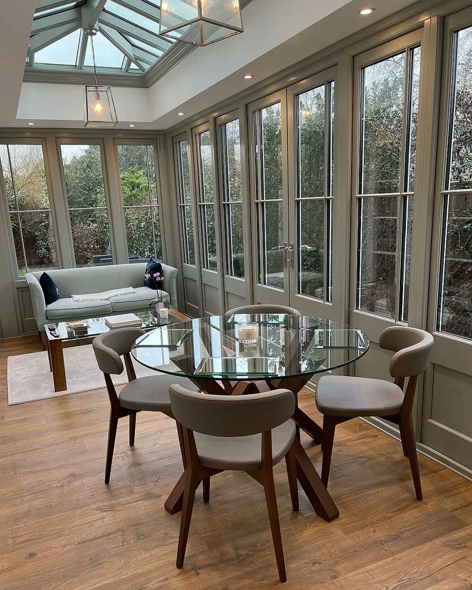 “Here’s a new photo of my favourite room!” 💭

Big thanks to our customer in Surrey for sharing this photo of this recently completed orangery, with immaculate interiors ✍

#Orangery #bespoke #design #homeextension #interiors #interiordesign