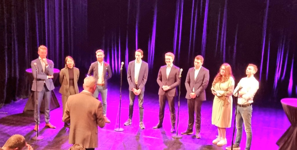 Gisteren avond was er in #maastricht het Limburgse jongeren #PS23debat, onder leiding van <a href="/WinantsLuc/">Luc Winants</a>, goed te zien dat er ook bij de jeugd betrokkenheid is in de politiek.
<a href="/BBBLimburg/">BBB Limburg</a>
<a href="/cdalimburg/">CDA Limburg</a>
<a href="/christenunie/">ChristenUnie</a>
<a href="/GLLimburg/">GroenLinks Limburg</a>
<a href="/D66Limburg/">D66Limburg</a>
<a href="/PartijvdDieren/">Partij voor de Dieren</a>
<a href="/VVDLimburg/">Limburgse VVD</a>