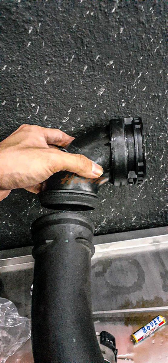 HanzAutoworks's tweet photo. Original charge pipe and throttle body side intake pipe broke so we have an upgrade solution for this and aesthetically as well.  full aluminum powder coated piping that will last longer from the engine heat.

Mr. Ryan
https://t.co/G3uD4Y07PF

#BMW #3Series  #bmwf30  #bmwn20 https://t.co/GioUWLnQUG
