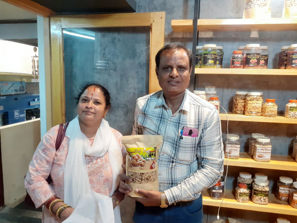 LeafNutz's tweet photo. Happy to have customers coming down all the way from Mysore to our shop regularly to purchase Dryfruits and more.
We are delighted and humbled by the love and trust we receive from our customers.
#leafnutz #dryfruits #dryfruitsandnuts #customerfeedback #happycustomers #brand https://t.co/Db03bqBWb7