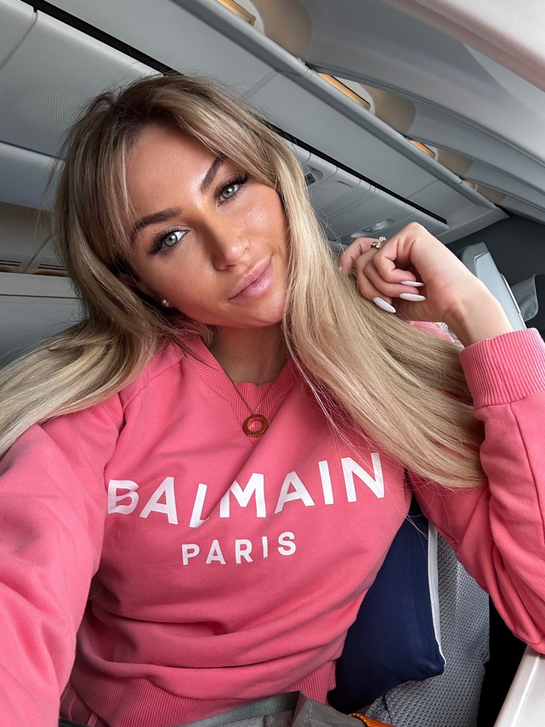 TW Pornstars 2 Pic Khlo Twitter Fly Me To The Moon tw-pornstars-2-pic-khlo-twitter-fly-me-to-the-moon