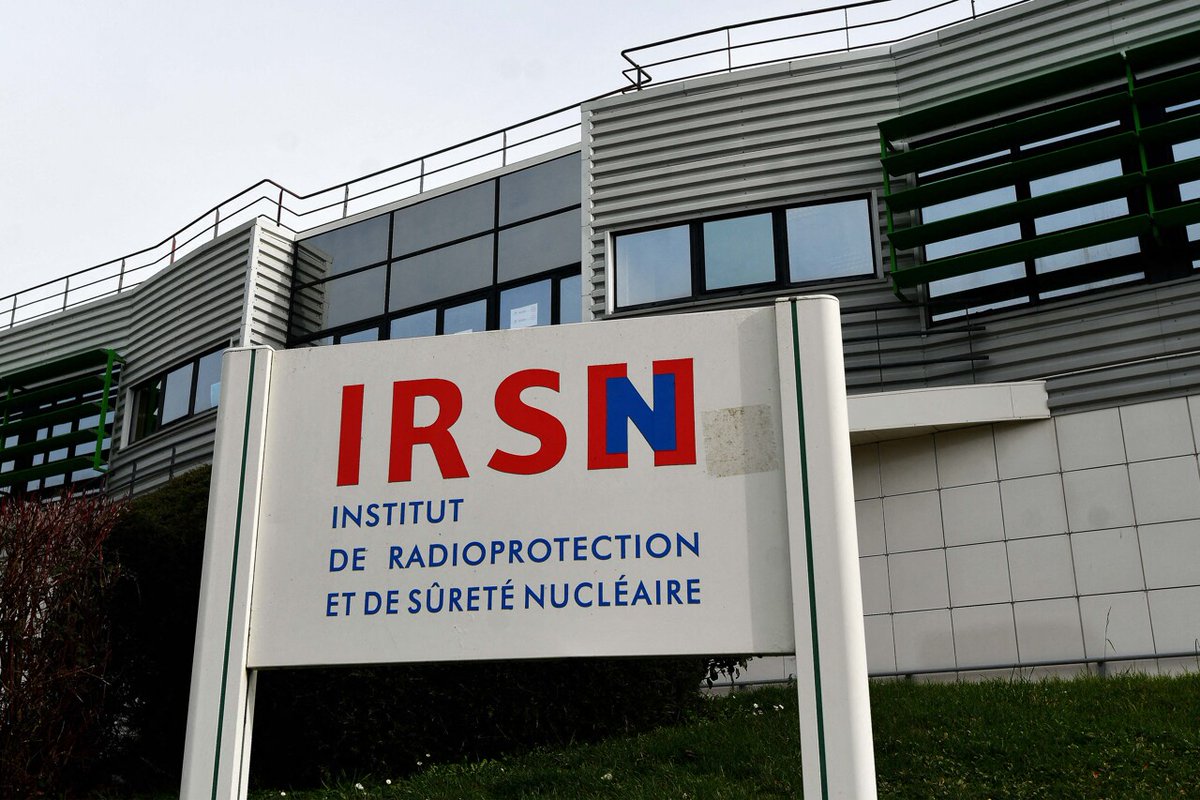 fguegueniat's tweet photo. En tant que maire @EpronRadio je suis inquiet quant à la disparition de @suretenucleaire @IRSNFrance qui a la charge du contrôle des activités du #GANIL - c'est un mauvais signal pour mes concitoyens. ☢ https://t.co/mJVBRsevtL