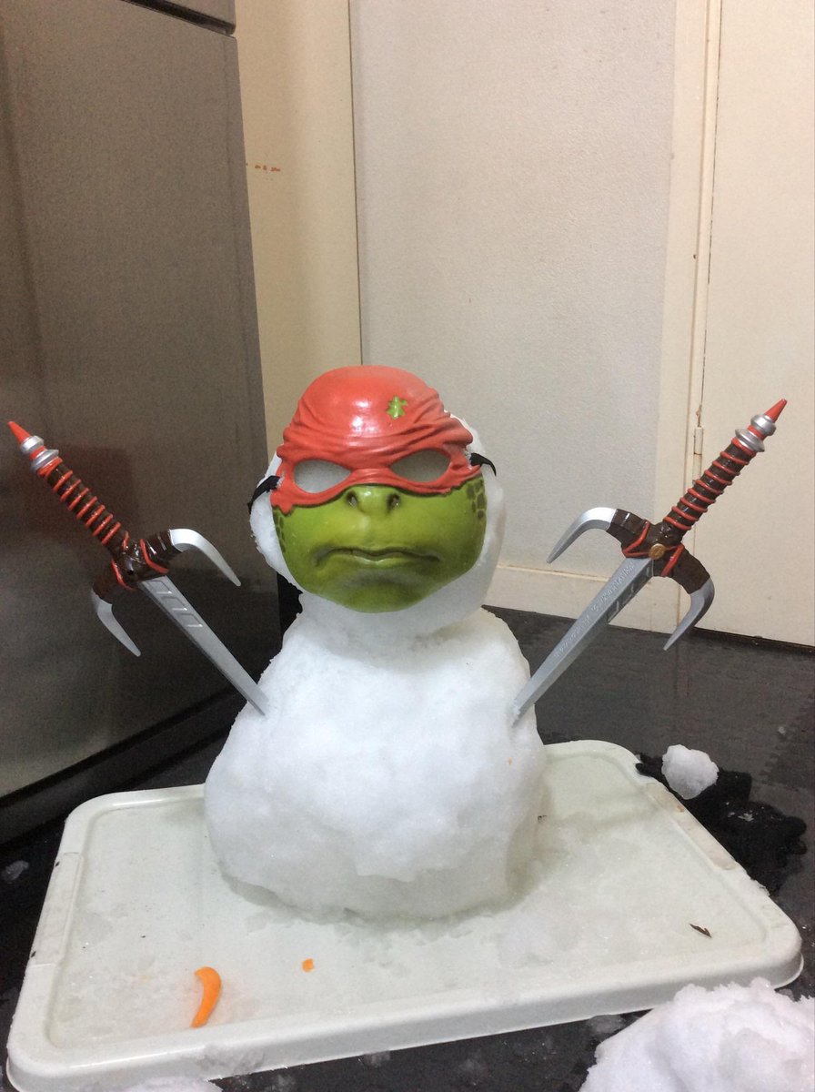 MrsFuery's tweet photo. More fantastic snow day pictures from my learners ❄️☃️ look at the F for Fuery 🥰 I’m one lucky teacher! @PercyShurmerAET @BurkeMrs https://t.co/Td73gRUu12