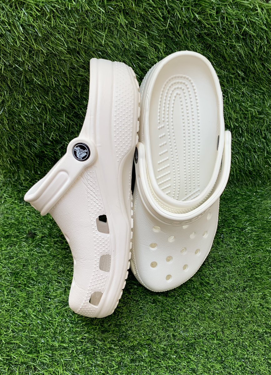 naa_akorfaaaaaa's tweet photo. Posting crocs I have available. 80 cedis each.
Please rt❤️
🧵 https://t.co/xezaHIWNl4