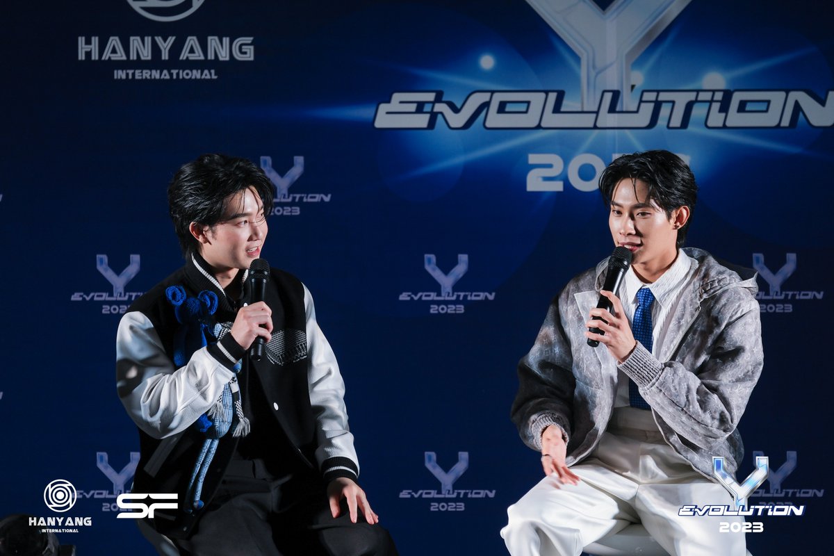 blcommunity_int's tweet photo. 💖Do you feel the #TheFirstLoveManual vibe at the Y Evolution 2023 event? Stay tuned, the first love story is blooming.🌸
#TutorKrp #Mynameis_yim #HanyangInternational https://t.co/o0mfJqBqQa
