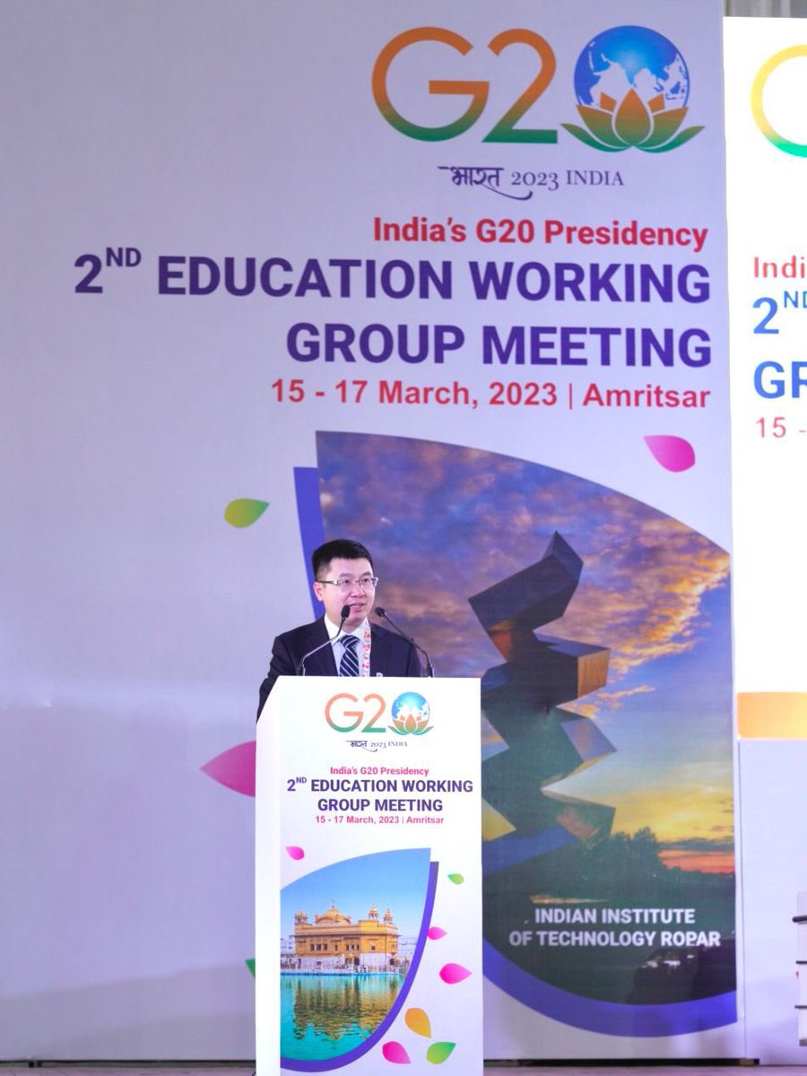EduMinOfIndia's tweet photo. #G20India: Scaling up research &amp; Edu-Tech led solutions in an inclusive &amp; sustainable way!

The Session 2 of #G20 EdWG Seminar concluded. Discussions were centered around issues like Research in Sustainable Development Goals (SDGs) with richer collaborations.

@g20org https://t.co/QkEwsPxdKl