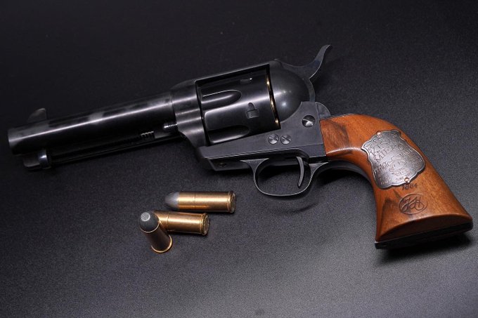 コルトSAA見栄子チーフスペシャル。 