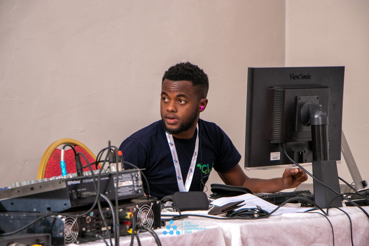 Respekt_kd's tweet photo. Team set !
All preparations done!
Team working round the clock to ensure a fantastic day in #eldoret
Stay tuned📍
#RespektConference https://t.co/hEdnVciMJB
