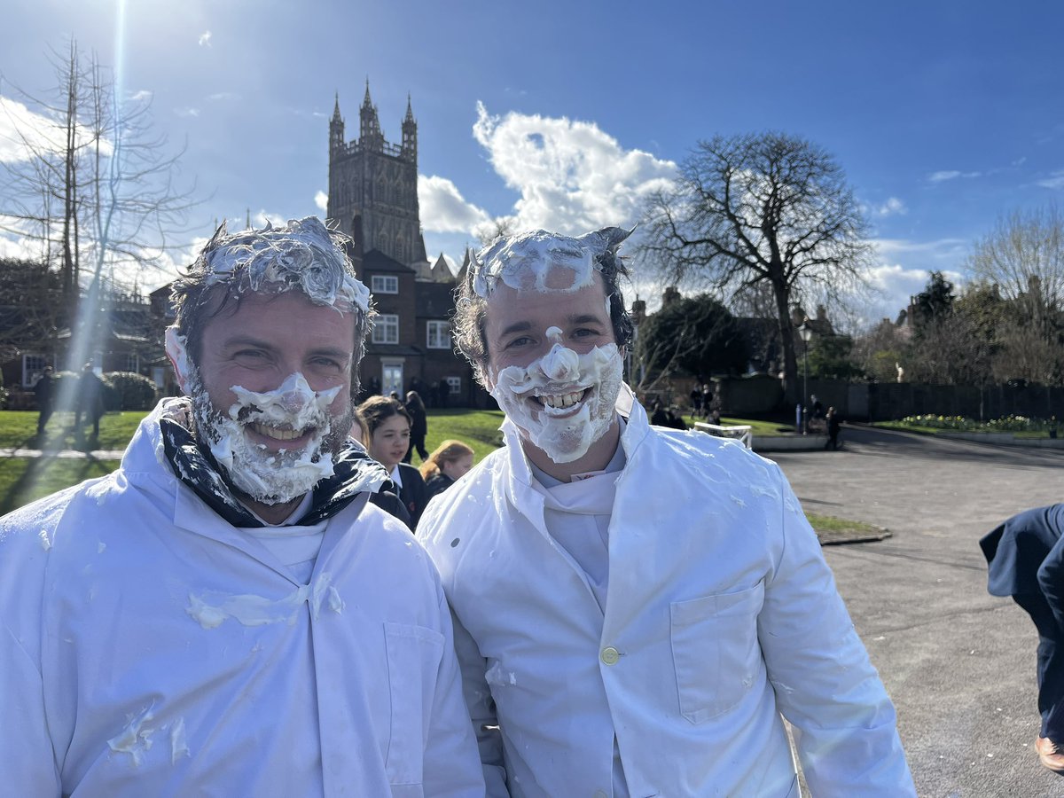 We had a wonderful Pi Day with all tutor groups completing morning puzzles, Tilly remembering Pi to 99 decimal places, a fabulous Pi Cake Competition and a ‘Pi’ the Teacher event (only if you got a Maths question right!) Well done to all who took part! 🥧