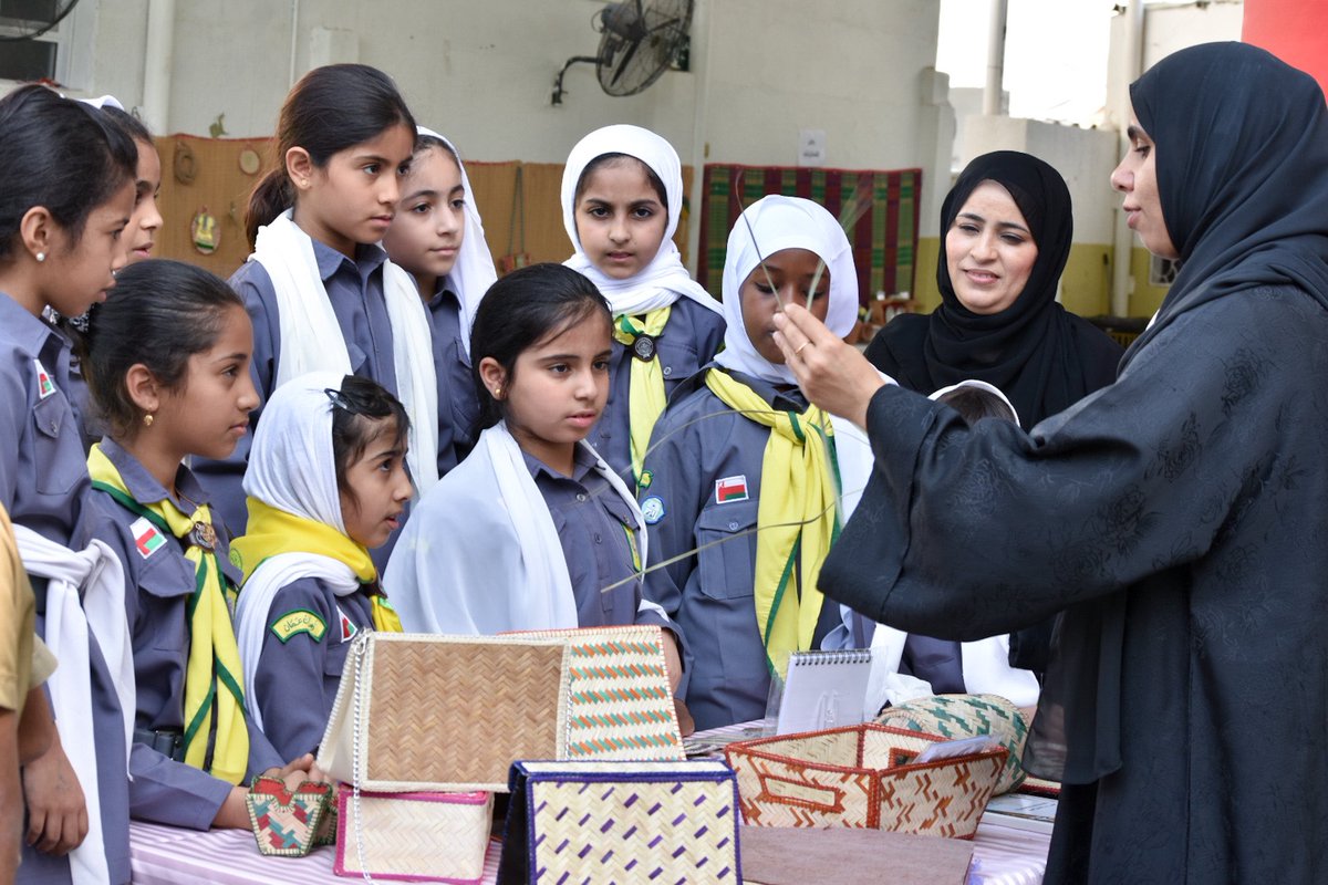EduGovOman's tweet photo. #التربية_والتعليم| نظمت المديرية العامة للمدارس الخاصة- دائرة التعليم المبكر فعالية (أطفالنا والتراث العماني) تحت رعاية المديرة المساعدة للشؤون التربوية للمدارس الخاصة، تهدف إلى تفعيل وثيقة التربية على المواطنة في التعليم المبكر  وغرس الهوية الوطنية في نفوس الأطفال. https://t.co/CiJyttjN98