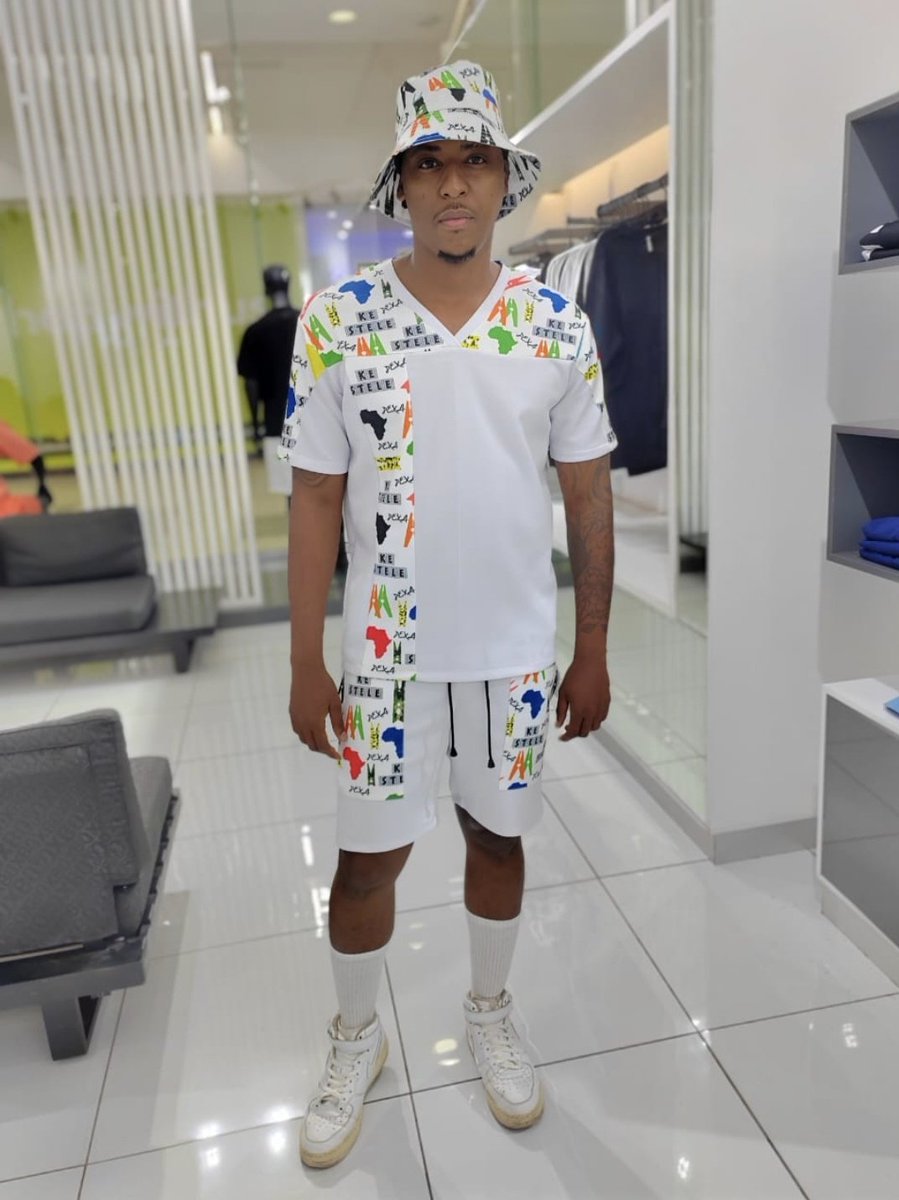 Bakangt3's tweet image. . PEXA.

Add a touch of @Pexa_brand to your wardrobe. Dress code inspired by African Authenticity.

Order: 0607744507

#Pexa ¦ #fashion #TheLastOfUs #hangwiththebest #southafrica #outfit