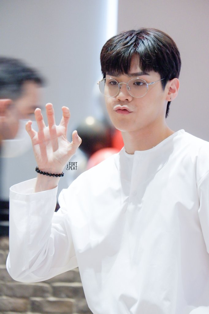 comFortXcomPeat's tweet photo. ต้าวพีท...  🍑🍑🍑
° 𐐪𐑂 ♡ 𐐪𐑂 ₒ  ° 𐐪𐑂 ♡ 𐐪𐑂 ₒ

@peatwasu
#Peatwasu
#CaptainPeat
#AKAwithPeat https://t.co/WEHOWrRZJL