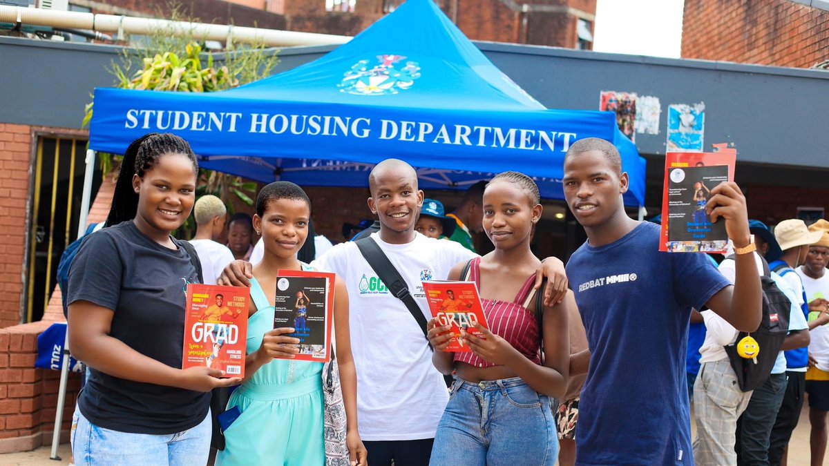 UNIZULUongoye's tweet photo. The Student Services Department recently hosted its SSD Information Week. The three-day information-sharing session afforded SSD staff an opportunity to interact with students in an environment where they are most comfortable. https://t.co/GL60lYZ2mX