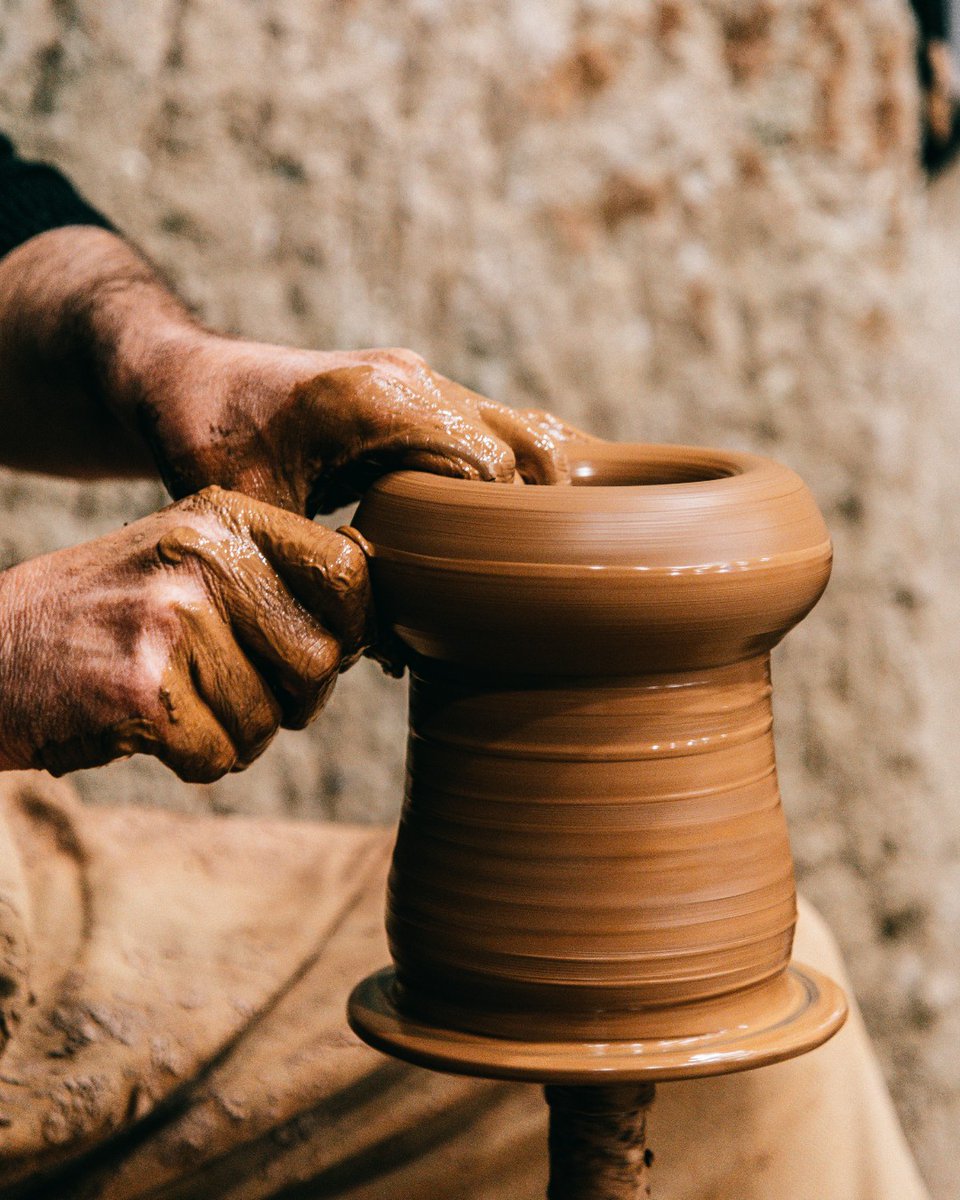 This Thursday, residents at Battersea Place are taking a trip to South Kensington's 'The Artistic Home' to admire the Ian and Rita Smythe Collection of beautiful British art pottery.

#BritishArtPottery #TheArtisticHome #SouthKensington