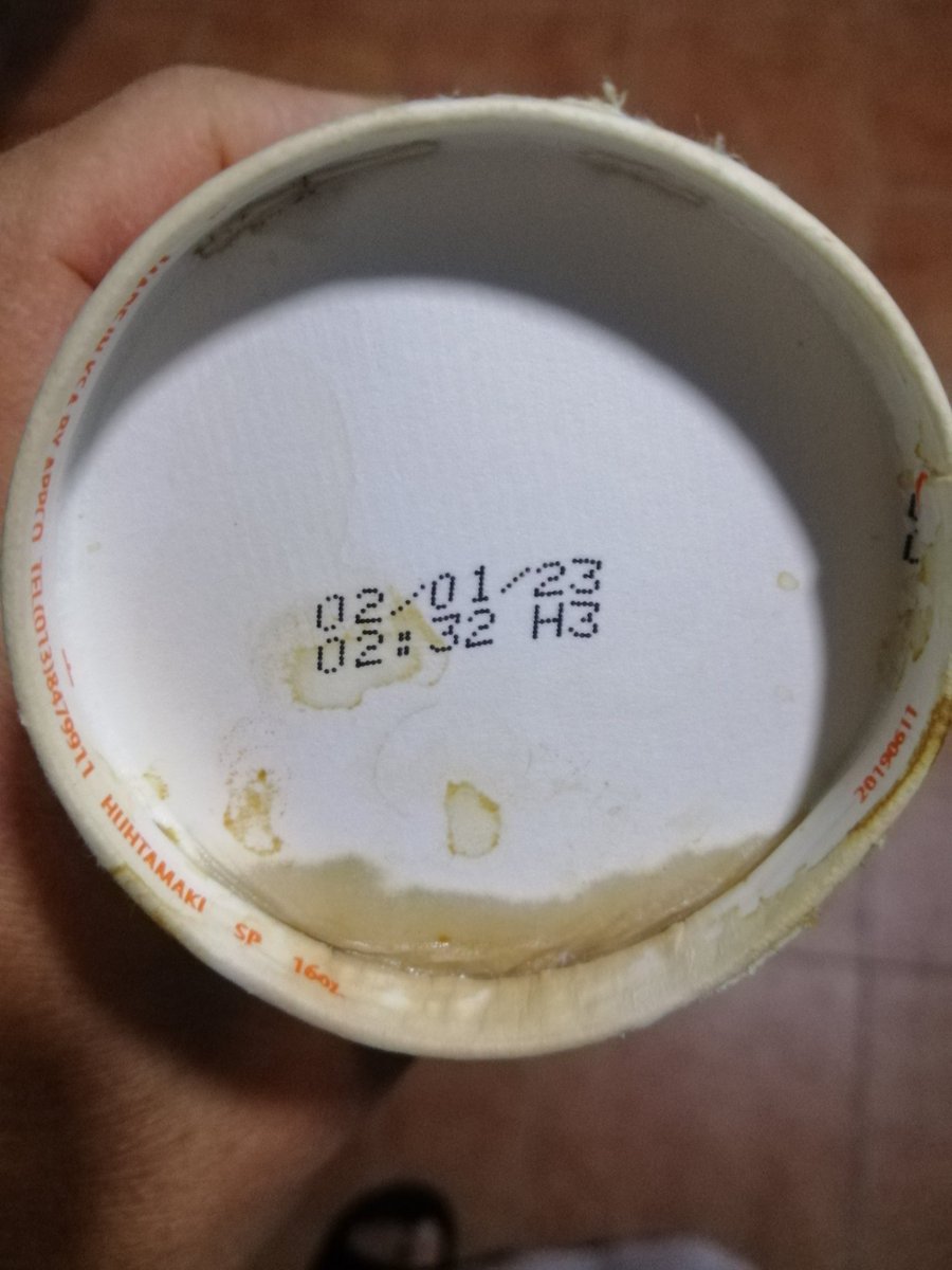 نفس المصيبة حدثت معي منذ شهر تقريباً وتم تواصل معهم على الخاص برفع شكوى كامله ولا تجد اذن صاغية من خدمة العملاء التي لا تحرك ساكن والان لا يتجابون نهائياً.
اي خدمه تقدمها الشركة لعملائها وهي كل يوم تفتح لها فرع!
@i93fz
<a href="/Dunkincareksa/">خدمة عملاء دانكن</a>