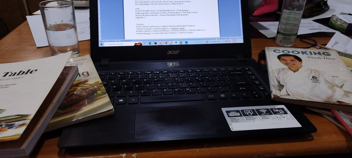 NIXDC90's tweet photo. Tinambakan naman ako ng menu requirements..

Kaya ayoko tatambay ng office. https://t.co/Ijt9P75kLI