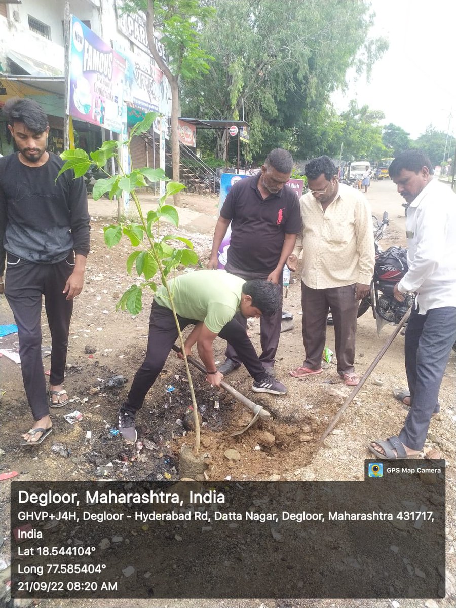 codegloor's tweet photo. Tree Plantation by Municipal Council Degloor
#majhivasundhara #swachhbharat #GoGreen https://t.co/0mlIzbWiiJ