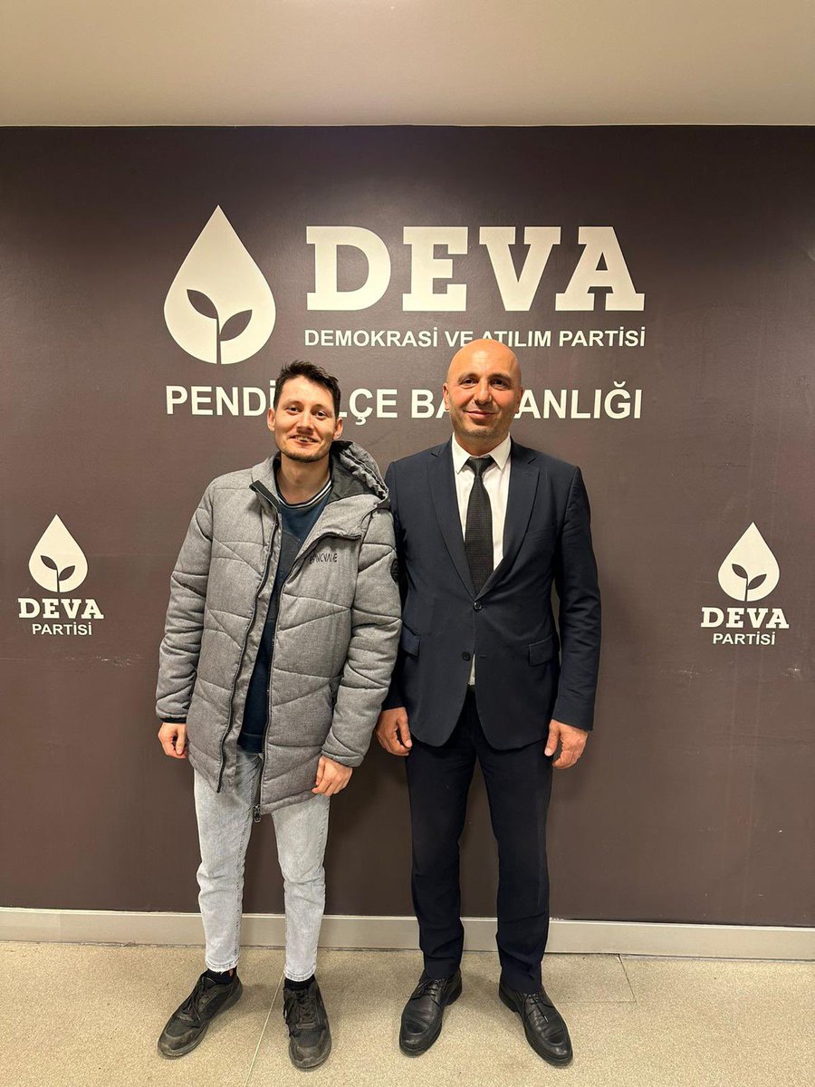 metehangundogd1's tweet photo. Yaptığımız olağan yk toplantımızda seçim güvenliği ve seçim sandık güvenliği hakkında konuştuk #deva #pendikdeva #istanbuldeva #türkiyedeva #secim2023 #hemensimdi #Geliyoruz #başlangıç https://t.co/GMvuflYSE4