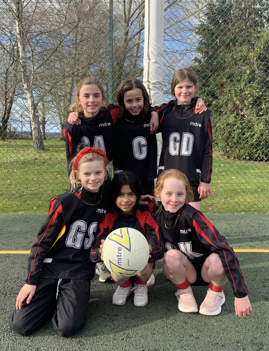 U9’s had a great afternoon at the Pipers Corner Tournament yesterday, playing some strong opposition and learning lots. Thank you <a href="/PipersSport/">Pipers Corner Sport</a> for hosting a wonderful afternoon of netball in the sun &amp; the snow!